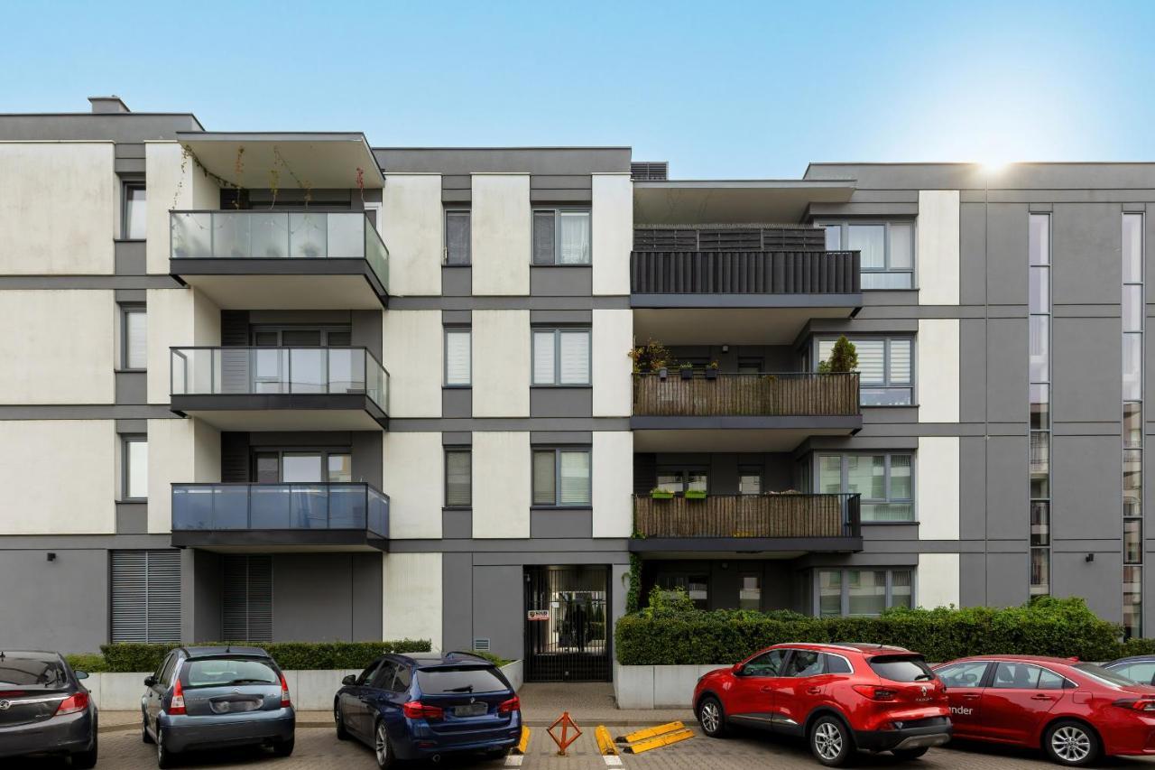 Cozy Apartment Gieysztora Wilanow By Noclegi Renters Varsóvia Exterior foto